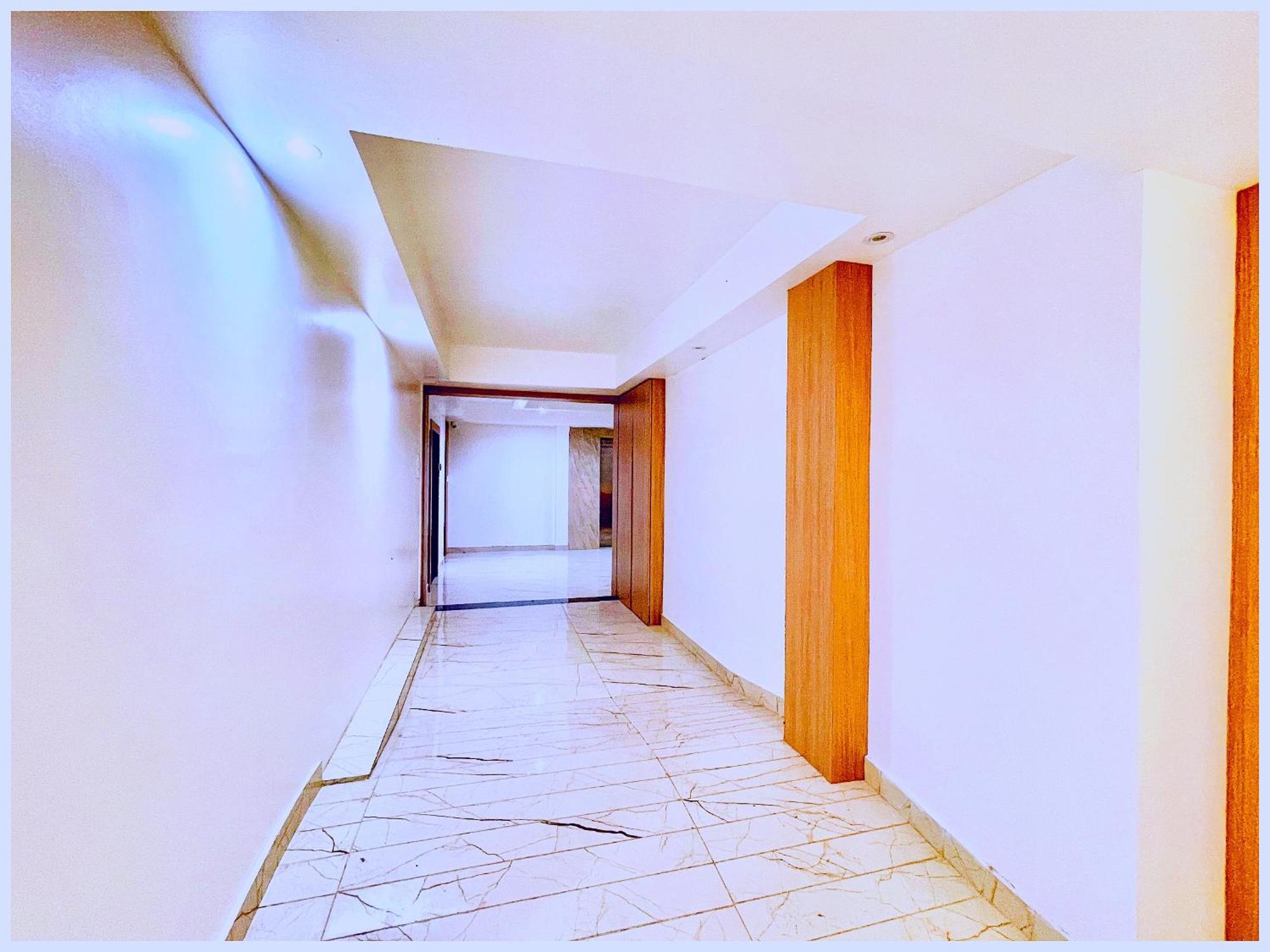 Premium Hotel Ujjain - G A R I M A - Near Mahakal Temple And Rivar - Railway Station - Hygiene & Spacious Room - With Wifi- And Parking Facilities - Best Hotel In Ujjain Buitenkant foto