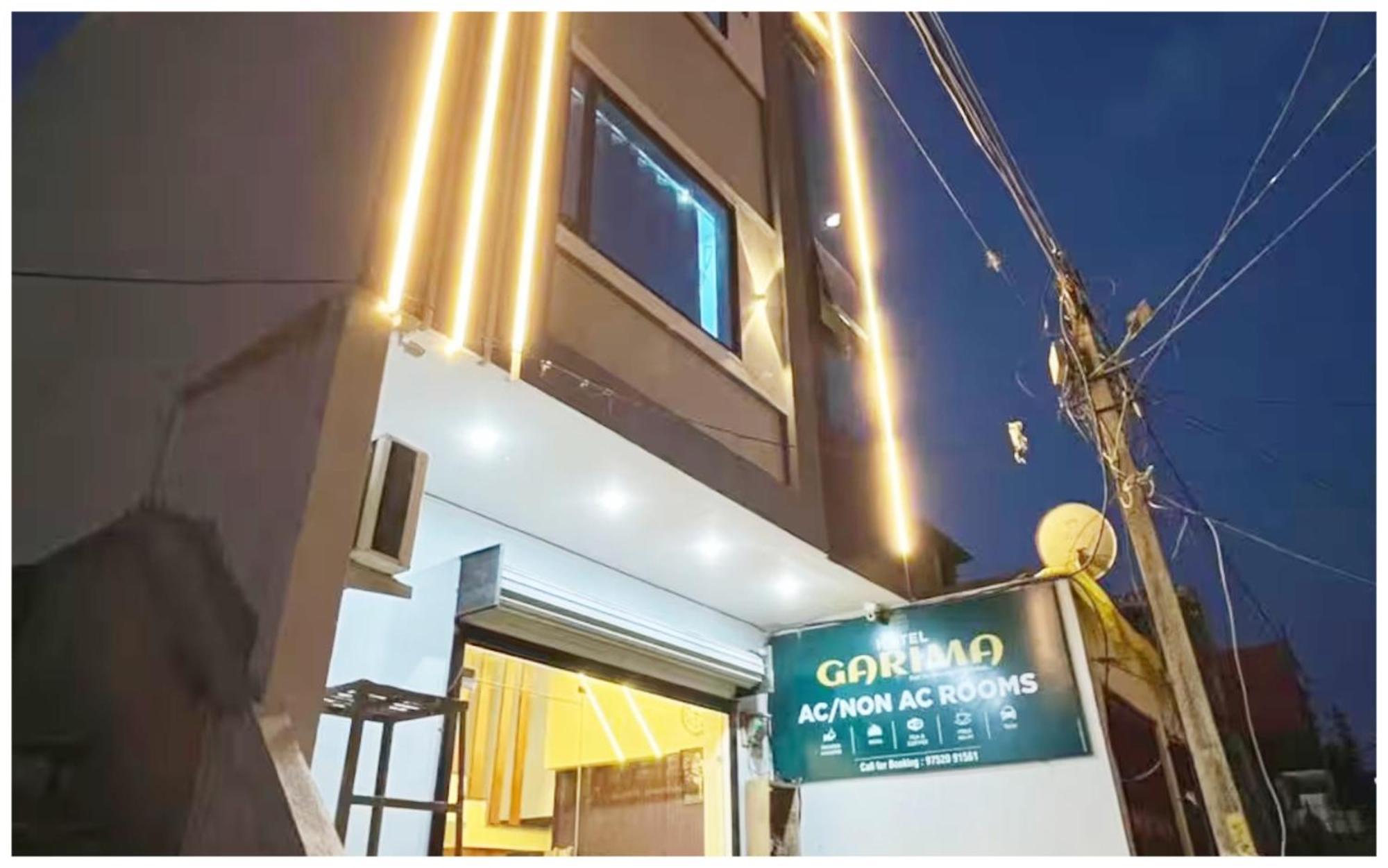 Premium Hotel Ujjain - G A R I M A - Near Mahakal Temple And Rivar - Railway Station - Hygiene & Spacious Room - With Wifi- And Parking Facilities - Best Hotel In Ujjain Buitenkant foto